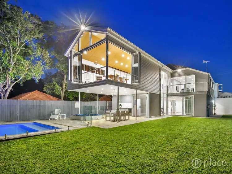 1 Moore Street, Milton QLD 4064