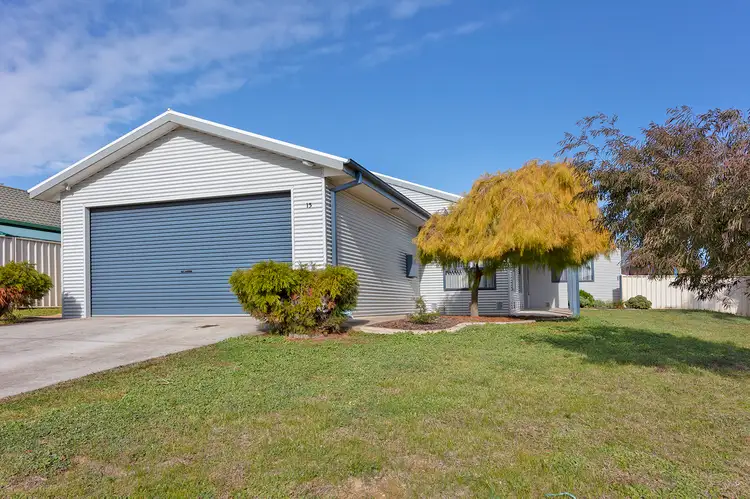 Main view of Homely house listing, 15 Donnolley Court, Lavington NSW 2641