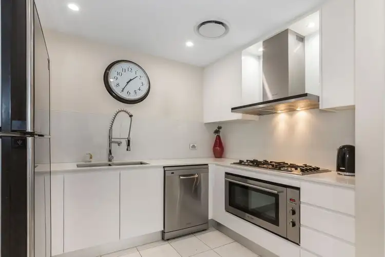 Fifth view of Homely house listing, 2/2-4 York Street, Emu Plains NSW 2750