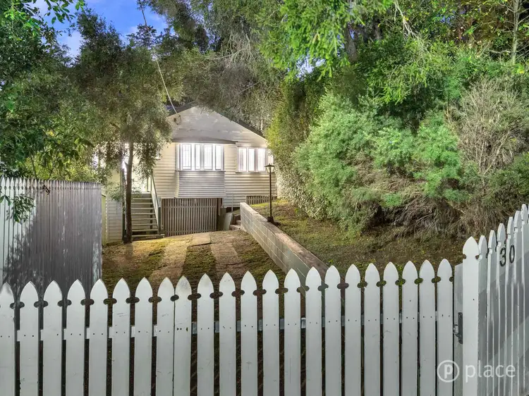30 Barton Street, Bardon QLD 4065