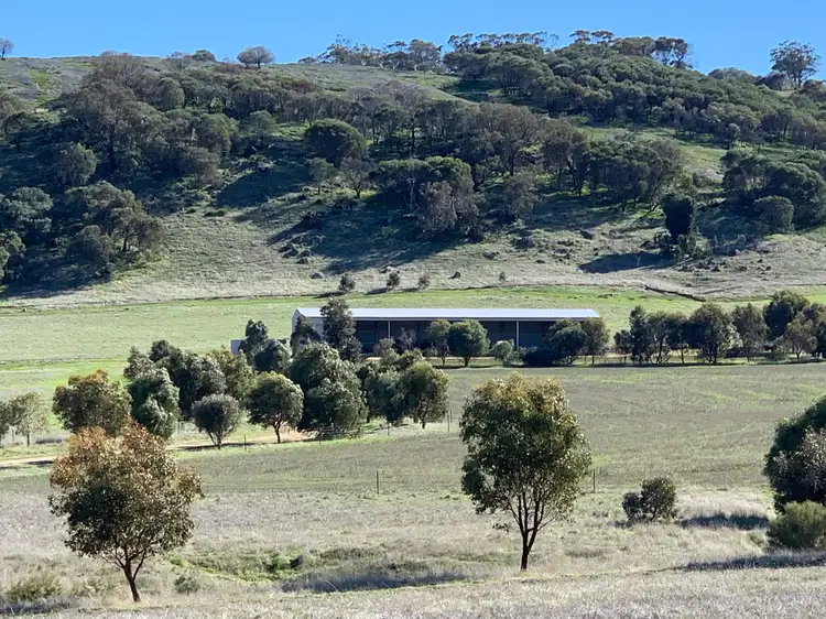 1066 York Williams RD, Beverley WA 6304