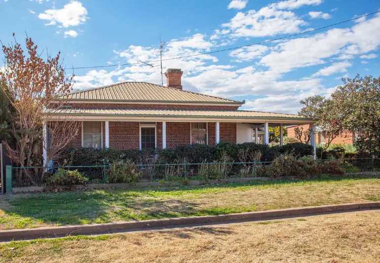 14 Gisborne Street, Wellington NSW 2820