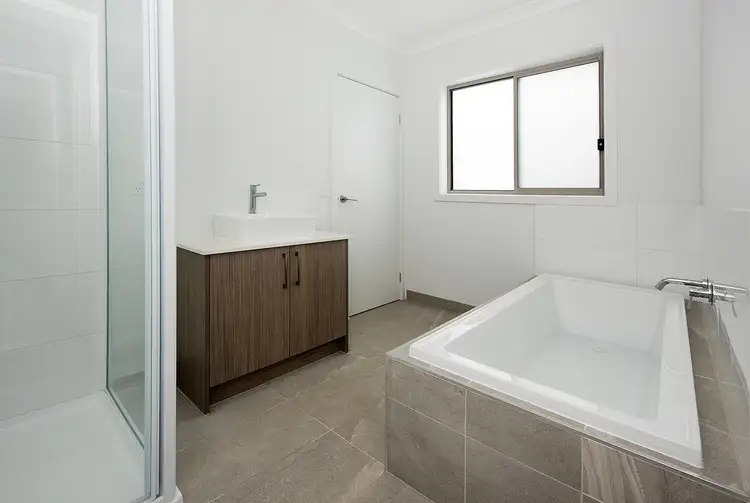 Fourth view of Homely house listing, 1/124 Oakbank Boulevard, Whittlesea VIC 3757