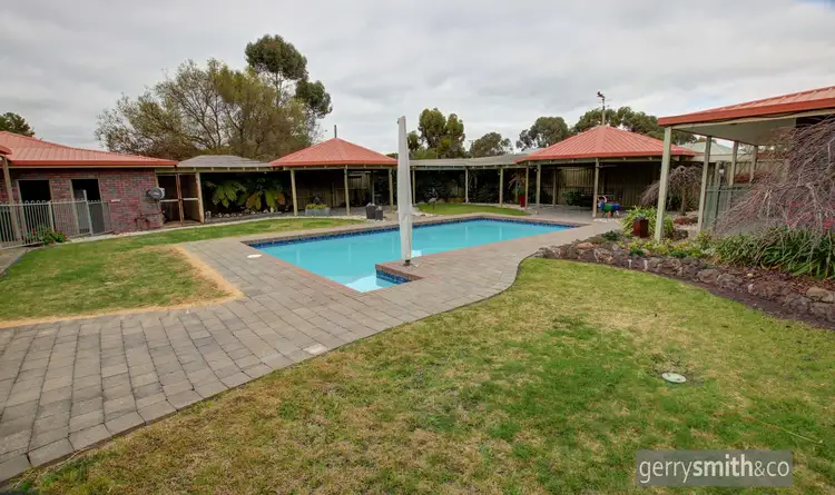 Fourth view of Homely house listing, 2 Weldon Power Court, Horsham VIC 3400