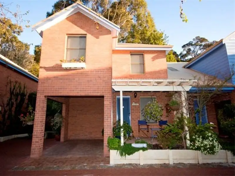 Main view of Homely townhouse listing, 4/21 Adelaide Crescent, Middleton Beach WA 6330