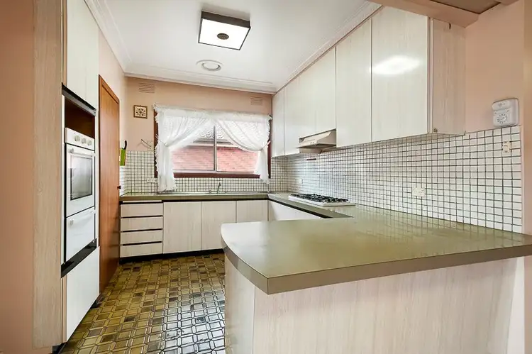 Fifth view of Homely house listing, 86 Oriel Road, Ivanhoe VIC 3079