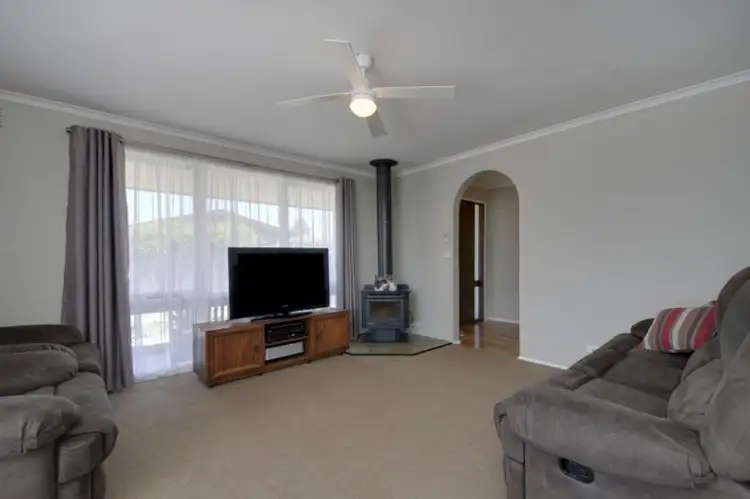 Fifth view of Homely house listing, 9 Strathcole Drive, Traralgon VIC 3844