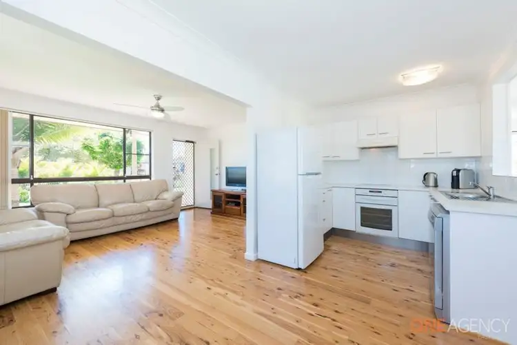 16 Martha Street, Caves Beach NSW 2281