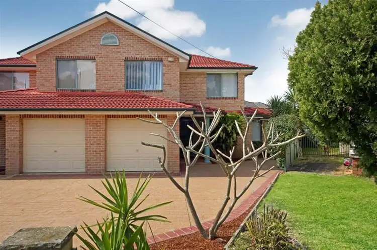 5A Clyfford Place, Panania NSW 2213