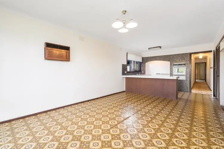 Third view of Homely house listing, 10 Leeds Road, Mount Waverley VIC 3149