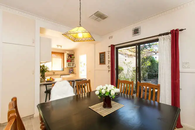 Seventh view of Homely house listing, 2 Berrigan Lane, Red Cliffs VIC 3496