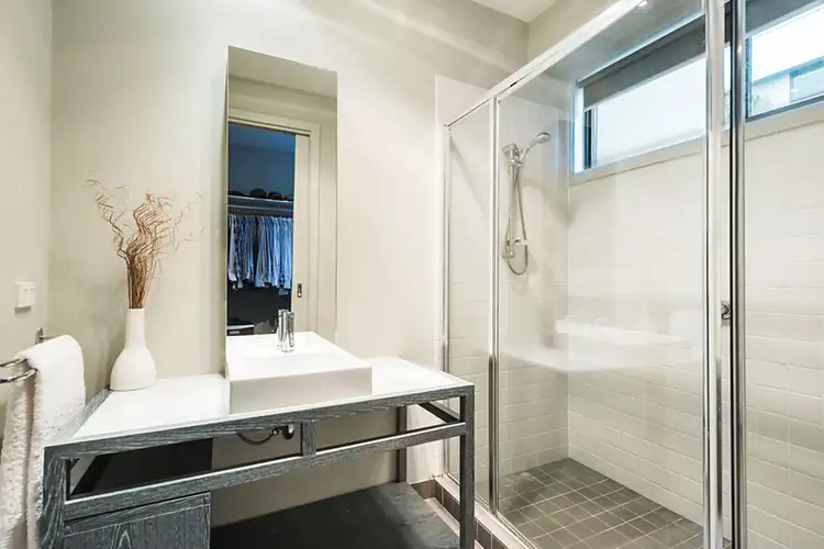 Sixth view of Homely townhouse listing, 10 Evergreen Circuit, Cheltenham VIC 3192