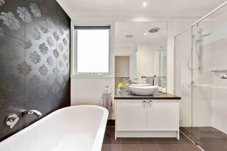 Sixth view of Homely house listing, 2/16 Raglan Road, Eltham VIC 3095