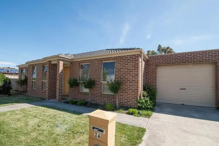 2a Raymond Crescent, Brown Hill VIC 3350