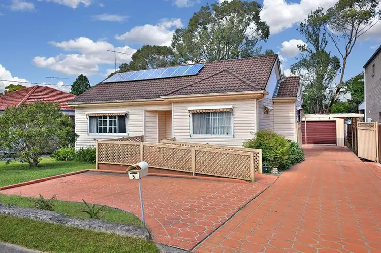 Seventh view of Homely house listing, 5 Singleton Avenue, East Hills NSW 2213