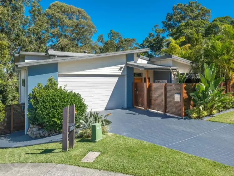 14 Lomandra Place, Chapel Hill QLD 4069