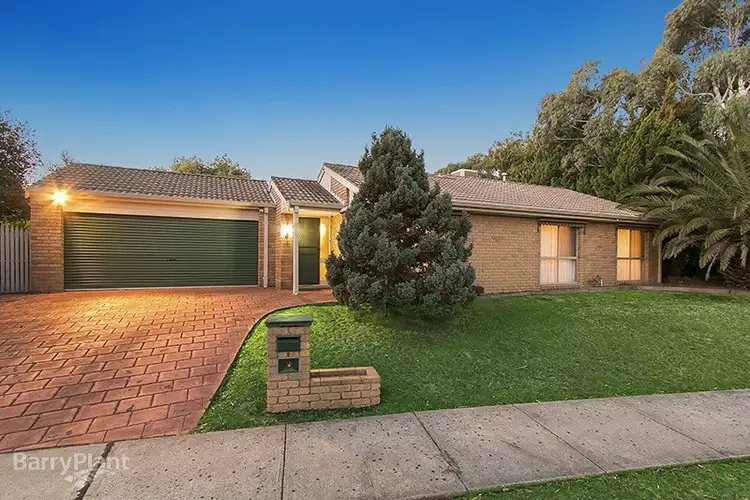 9 Mitre Crescent, Berwick VIC 3806