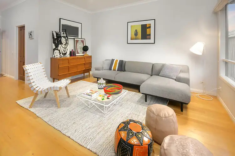 27 Hakatere Street, Northcote VIC 3070