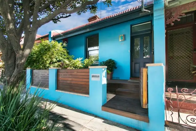 12 Sutherland Street, St Peters NSW 2044