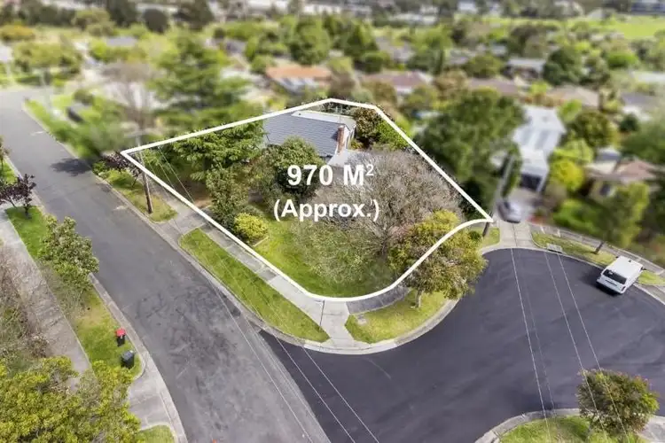 5 Tulip Court, Notting Hill VIC 3168