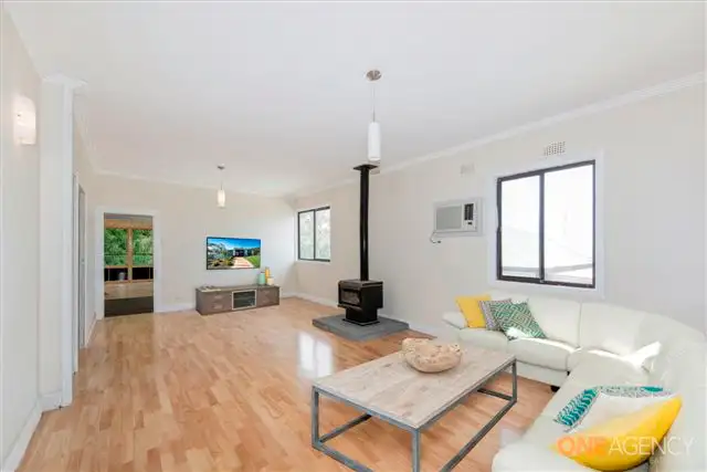 27 Crown Street, Belmont NSW 2280