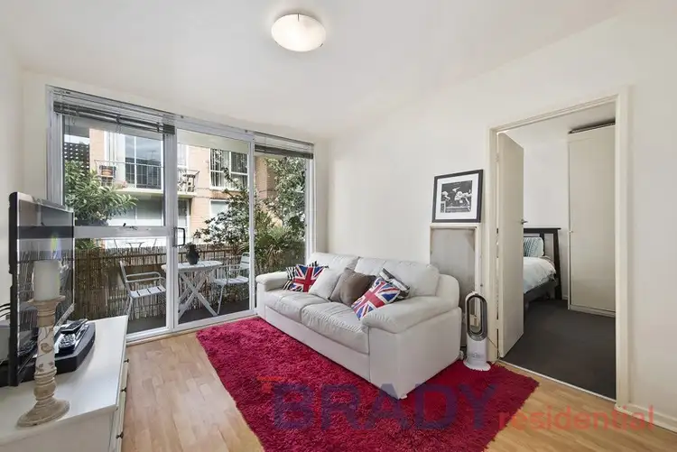 27/25 Robe Street, St Kilda VIC 3182