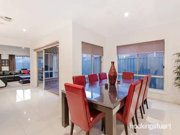 Fourth view of Homely house listing, 2 Pepper Tree Court, Caroline Springs VIC 3023