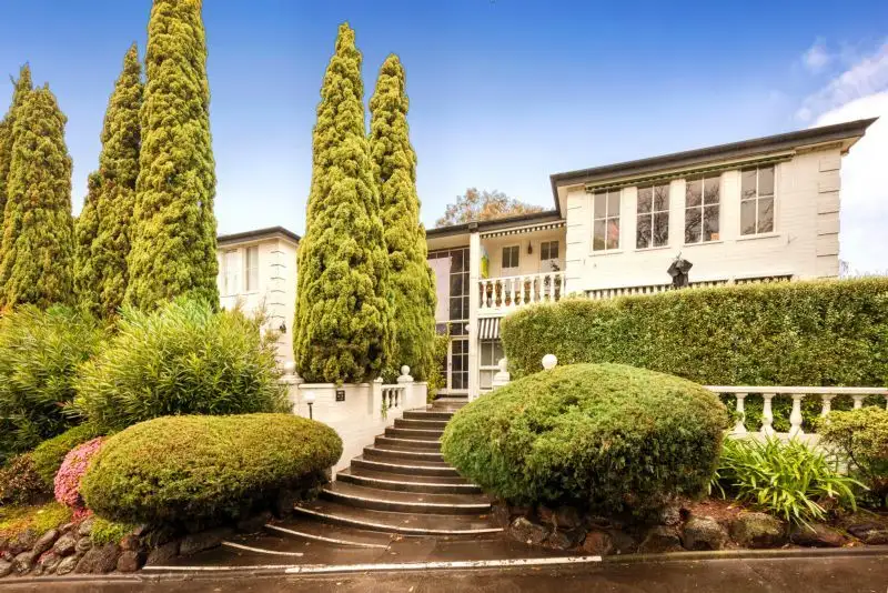 Main view of Homely apartment listing, 9/6 Balwyn Road, Canterbury VIC 3126