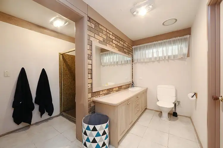 Sixth view of Homely house listing, 13 Gilbert Court, Scoresby VIC 3179