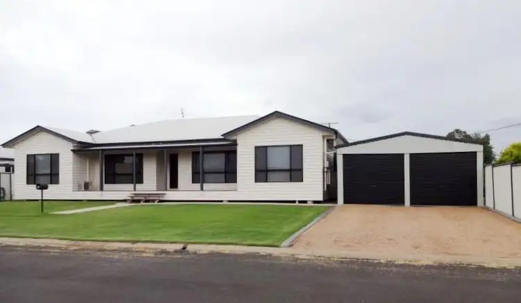 4 Burke Street, Dalby QLD 4405