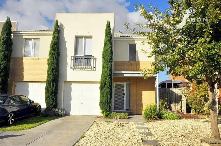 7 Brentwood Place, Roxburgh Park VIC 3064