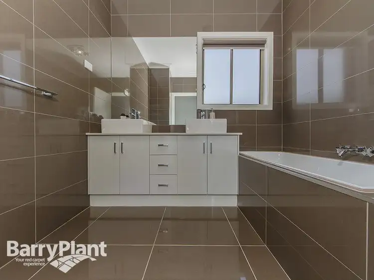 Seventh view of Homely house listing, 2/2 Fox St, St Albans VIC 3021