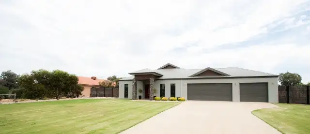 Main view of Homely house listing, 2 Pinot Court, Moama NSW 2731