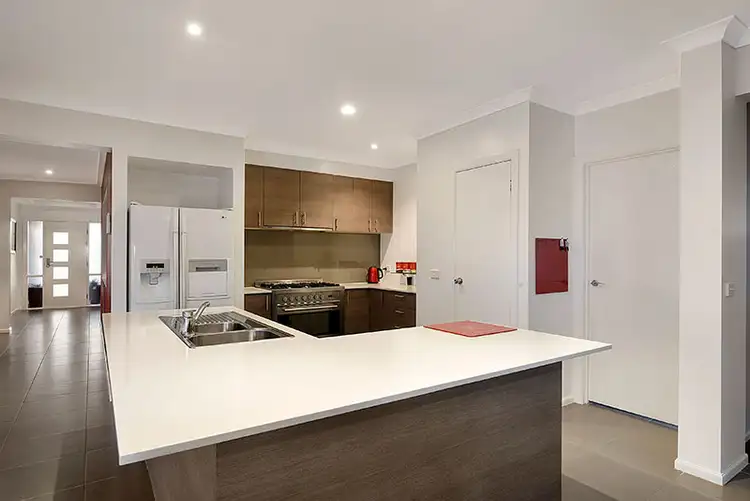 Sixth view of Homely house listing, 16 Towerbridge Rise, Sunbury VIC 3429