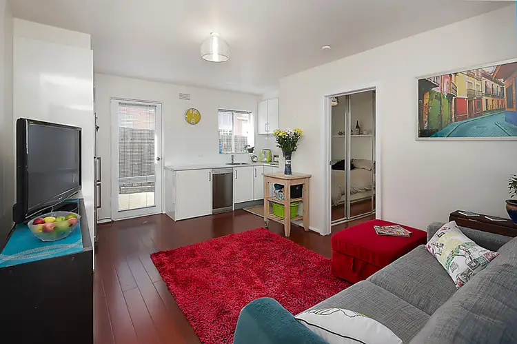 3/74 Dundas Street, Thornbury VIC 3071