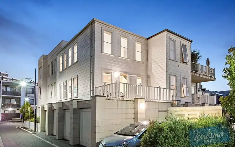 6/60 Henry Street, Kensington VIC 3031