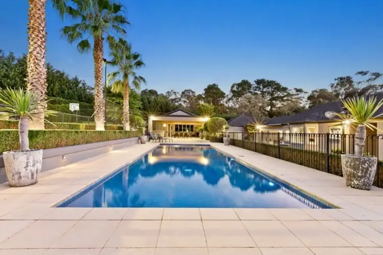 5 Amberley Way, Lower Plenty VIC 3093