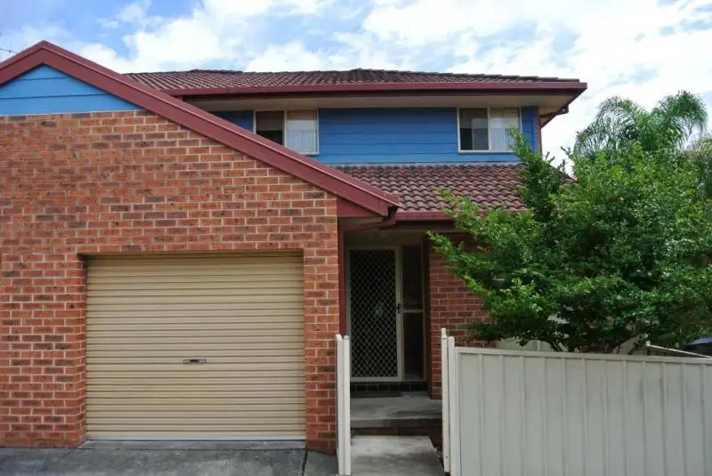 Main view of Homely house listing, 9 3-5 Mosman Place, Raymond Terrace NSW 2324