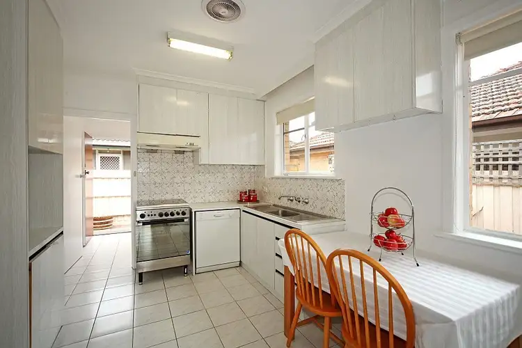 Fourth view of Homely unit listing, 2/10 Wattle Avenue, Glen Huntly VIC 3163