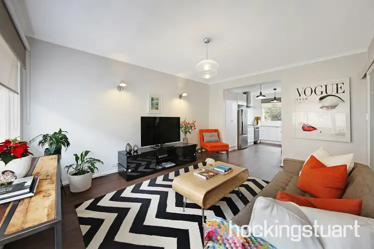 2/240 Waverley Road, Malvern East VIC 3145