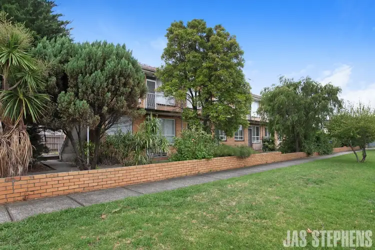 2/57 Kingsville Street, Kingsville VIC 3012