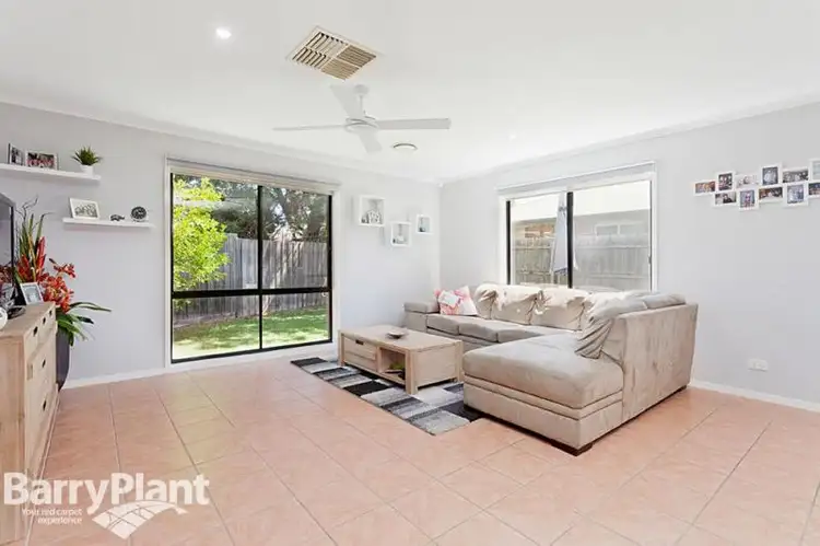 Seventh view of Homely house listing, 2 Kempton Court, Seabrook VIC 3028