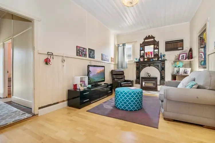 Fifth view of Homely house listing, 16 Prouses Road, North Bendigo VIC 3550