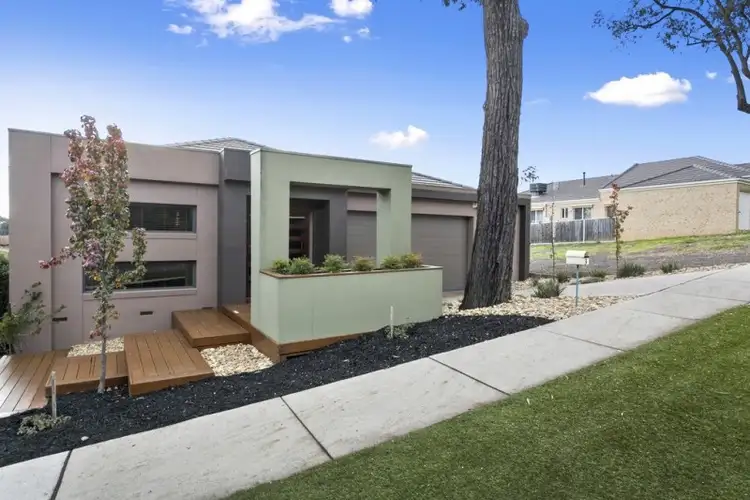 3 Harley Street, Strathdale VIC 3550