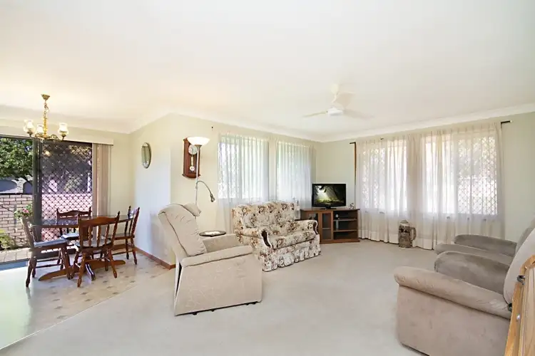 Second view of Homely semi-detached listing, 1/100 Sunset Boulevard, Tweed Heads West NSW 2485