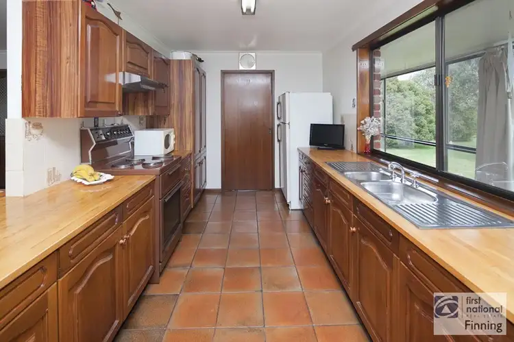 Fifth view of Homely house listing, 870 KooWeeRup Rd, Modella VIC 3816