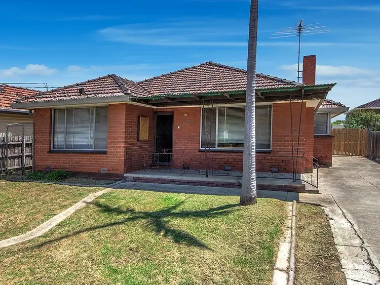 13 Erica Ave, St Albans VIC 3021