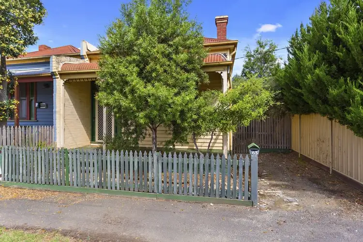 63 Gladstone Street, Quarry Hill VIC 3550