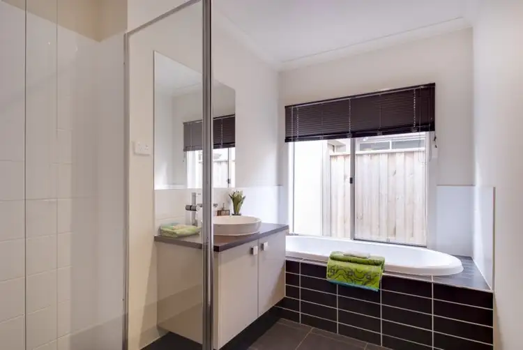 Seventh view of Homely house listing, 25 Nagle Drive, Sandhurst VIC 3977