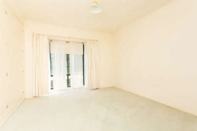 Fifth view of Homely house listing, 15 Anthony Street, Mildura VIC 3500